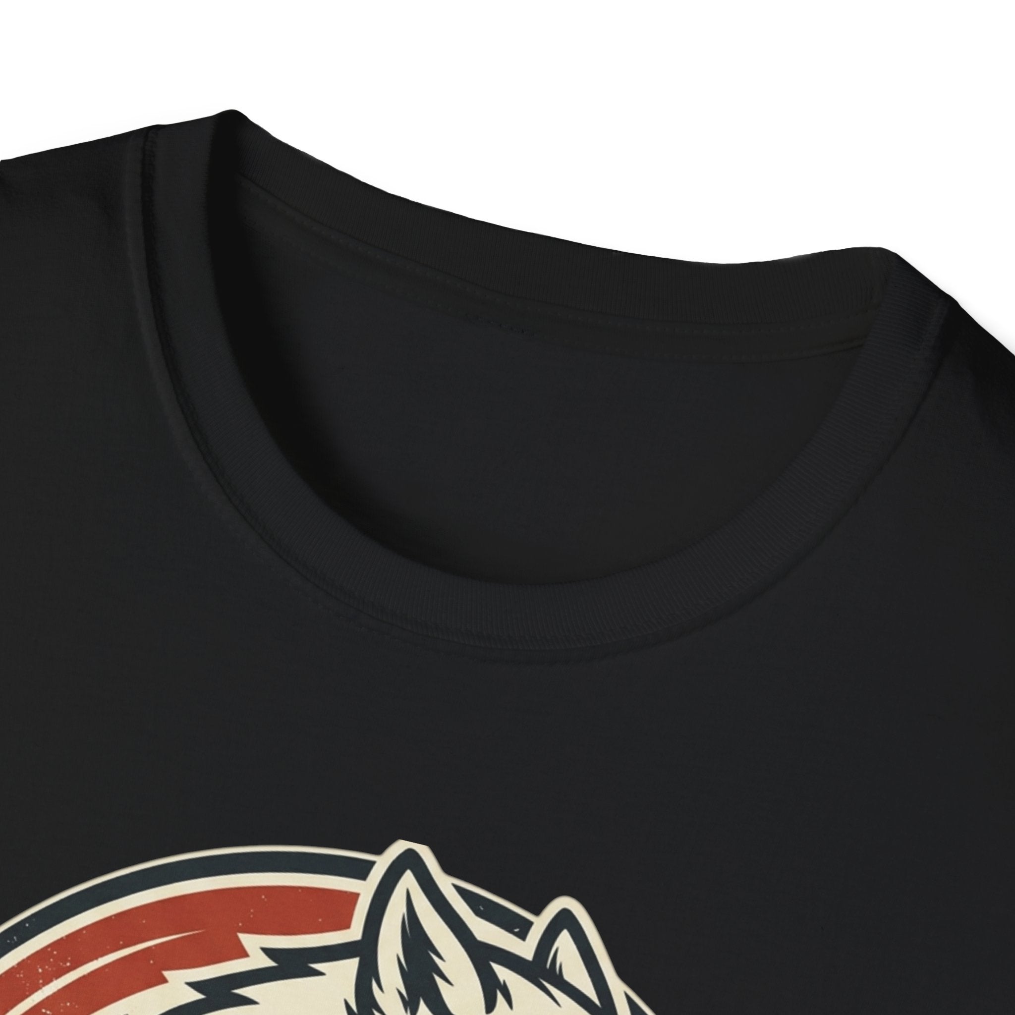 Wolf Graphic T-Shirt — Retro 'I'm a Wolf I Eat Dogs' Novelty Tee